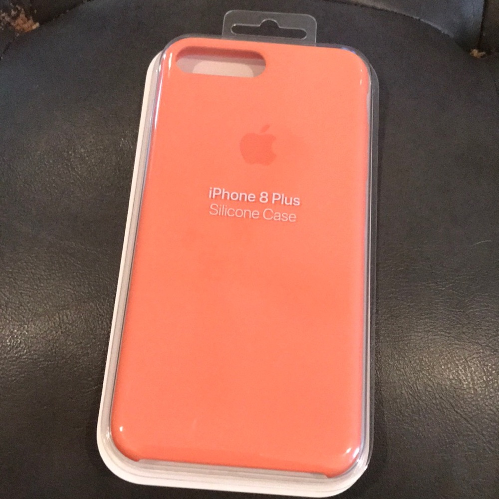 iPhone 7/8 plus silicone case, LE peach color